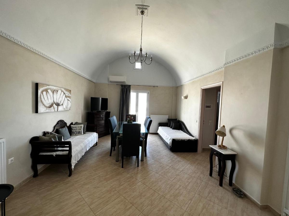 Veldi Art - Kamari Beach Apartment Fira  Luaran gambar