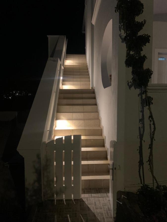 Veldi Art - Kamari Beach Apartment Fira  Luaran gambar