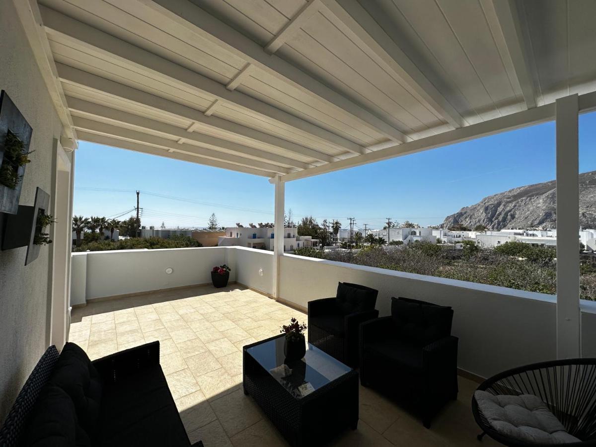 Veldi Art - Kamari Beach Apartment Fira  Luaran gambar