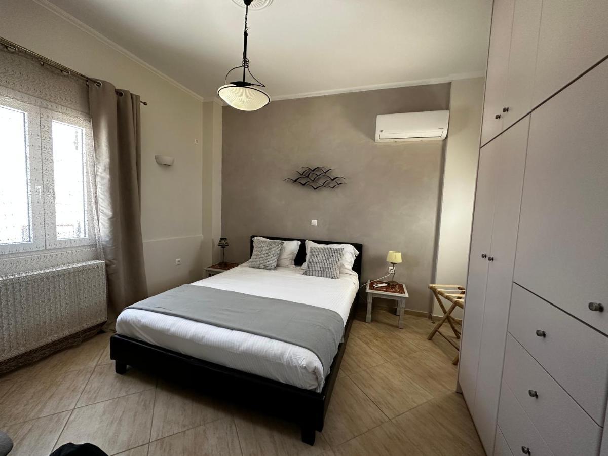 Veldi Art - Kamari Beach Apartment Fira  Luaran gambar