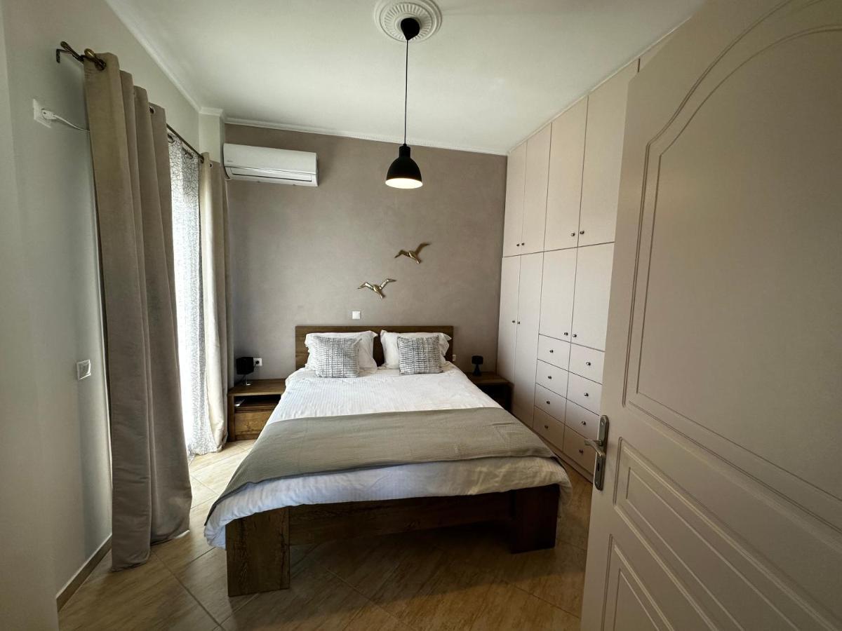Veldi Art - Kamari Beach Apartment Fira  Luaran gambar