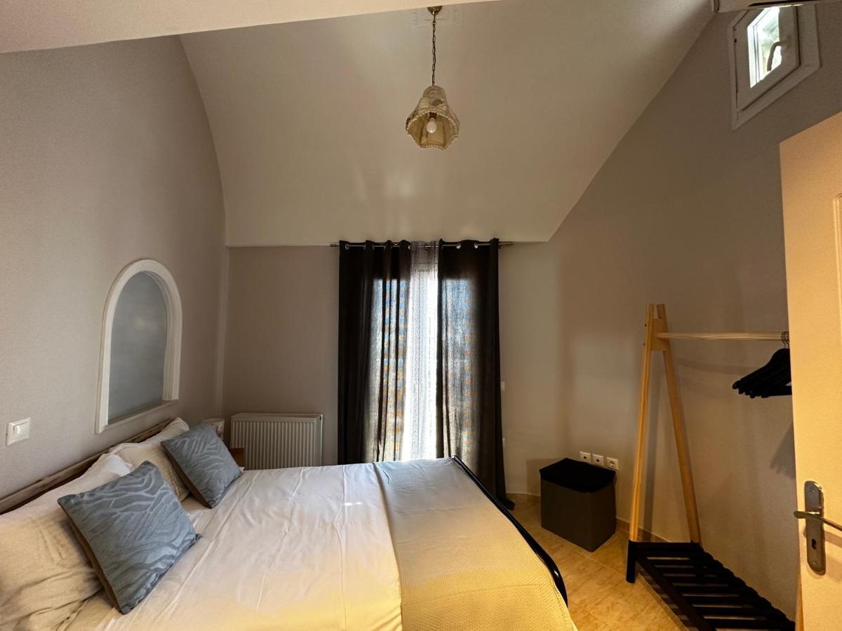 Veldi Art - Kamari Beach Apartment Fira  Luaran gambar