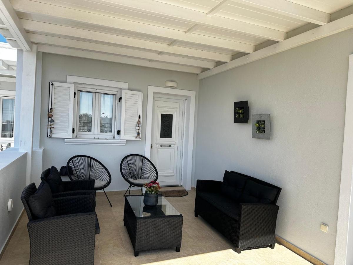 Veldi Art - Kamari Beach Apartment Fira  Luaran gambar