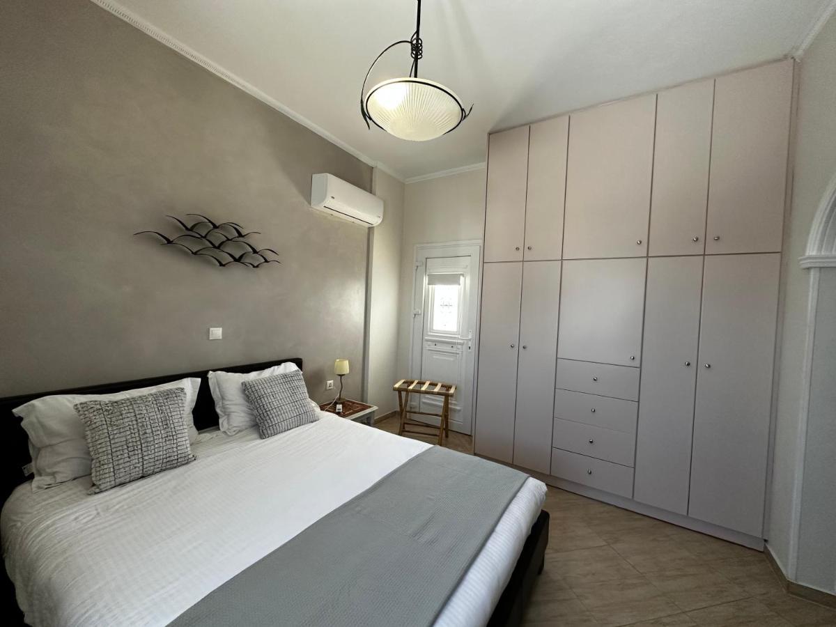 Veldi Art - Kamari Beach Apartment Fira  Luaran gambar