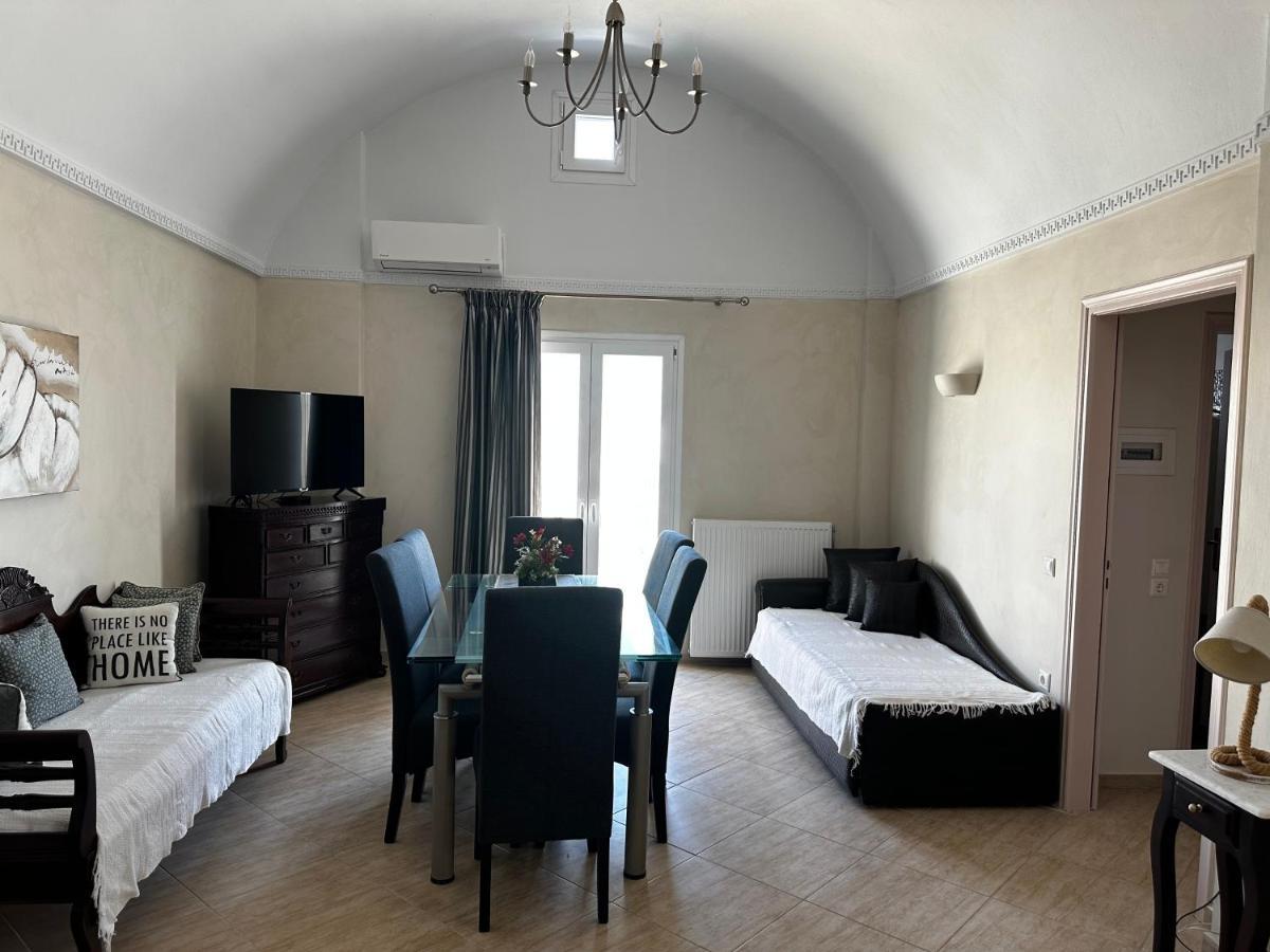 Veldi Art - Kamari Beach Apartment Fira  Luaran gambar