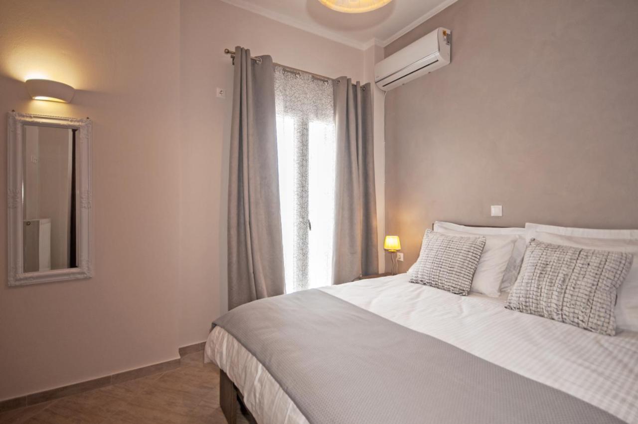 Veldi Art - Kamari Beach Apartment Fira  Luaran gambar