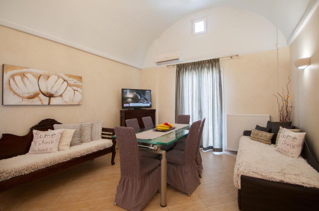 Veldi Art - Kamari Beach Apartment Fira  Luaran gambar